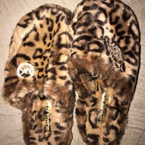 Soft Michael Kors Cheetah print slippers